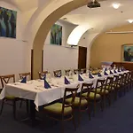 Hejtmansky Dvur 4* Slaný