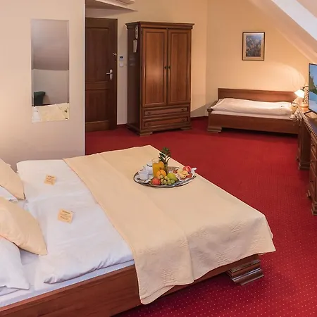 Hejtmansky Dvur 4* Slany