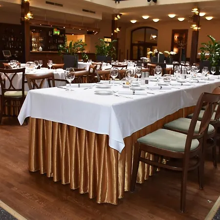 Hejtmansky Dvur 4*