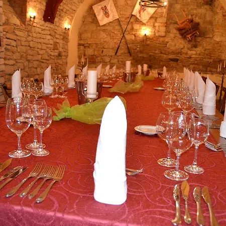 Hejtmansky Dvur מלון 4*